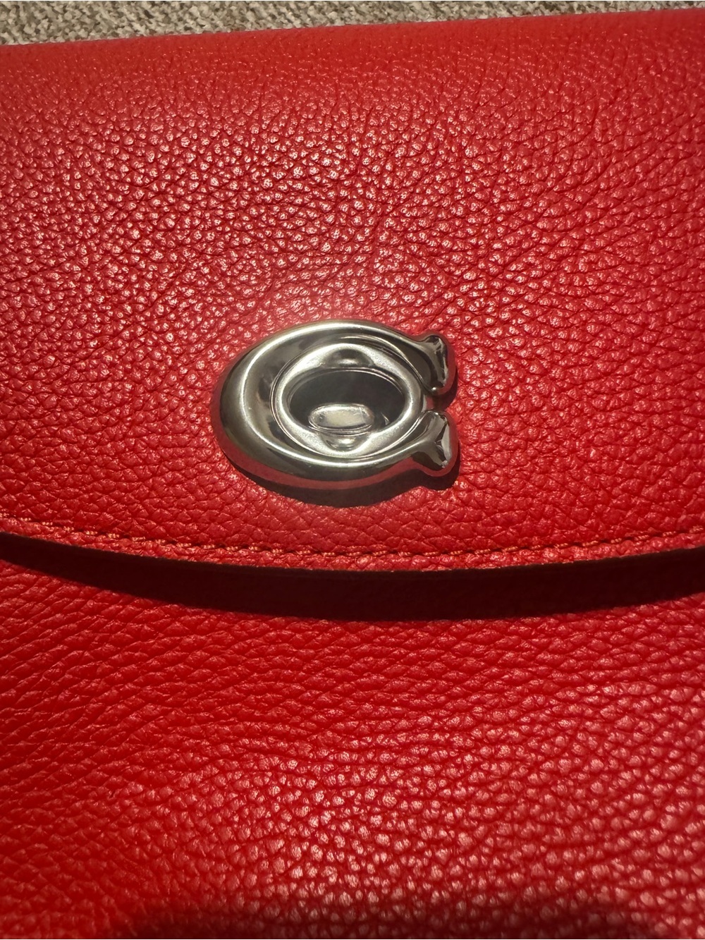 COACH Cassie 19 Heart Strap Crossbody Bag with Turnlock Closure - Picture 4 of 15